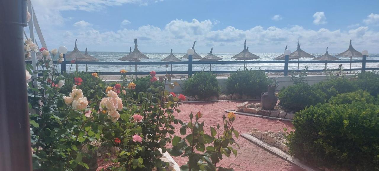 La Perla Bianca Residence Eforie Bagian luar foto
